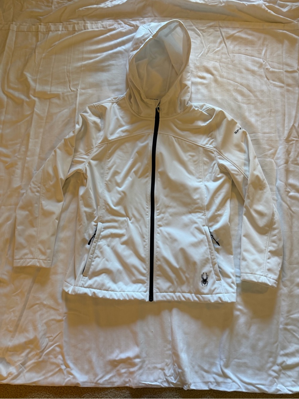Spyder Women’s White Hooded Ski Softshell Jacket with Black Zipper